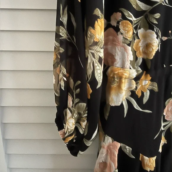 Vici Dress - Picture 7 of 14